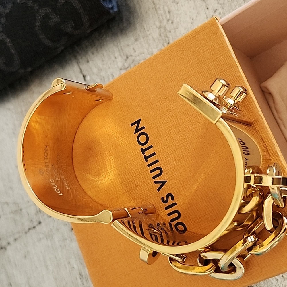 Louis Vuitton Gold Cuff  Bracelet - Picture 4 of 8